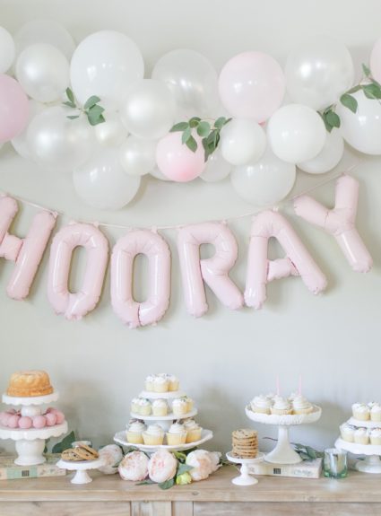 DIY Balloon Garland